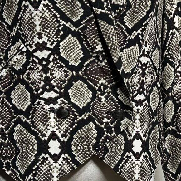 Twelfth Street by Cynthia Vincent Snakeskin Print Silk Blazer Size 4 - Picture 5 of 5